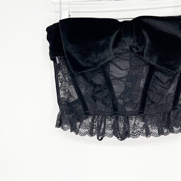 NEW Urban Outfitters Out From Under Down To Me Velvet Bow Bustier Top M Black - Picture 4 of 5